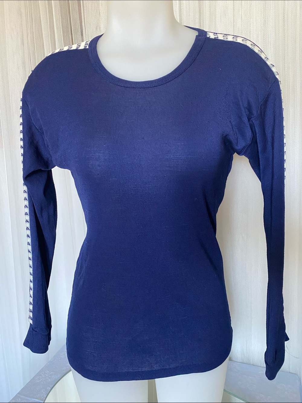 Base Layer Helly Hansen Navy Long-Sleeve Crewneck with Branded Lifa Size S-M